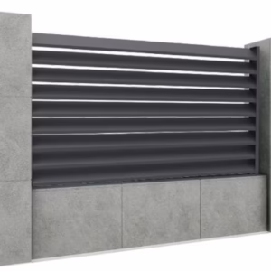 Hliníkový plot 1,5x2 m so šikmo kotvenou kosodĺžnikovou - žaluziovou výplňou 20x105 a adaptérom 40x60,  Antracit R7016